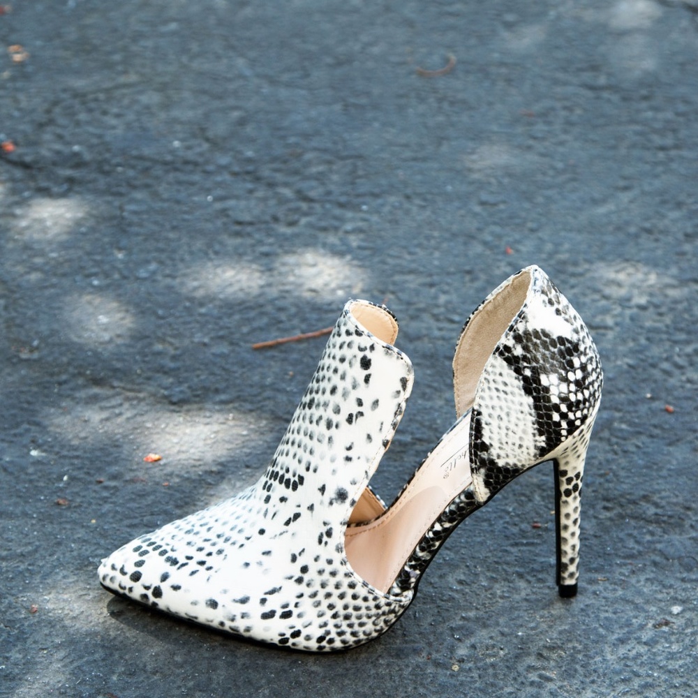 NEW🔥 Snake Pointed Toe Booties Stiletto High Heel - Picture 4 of 6
